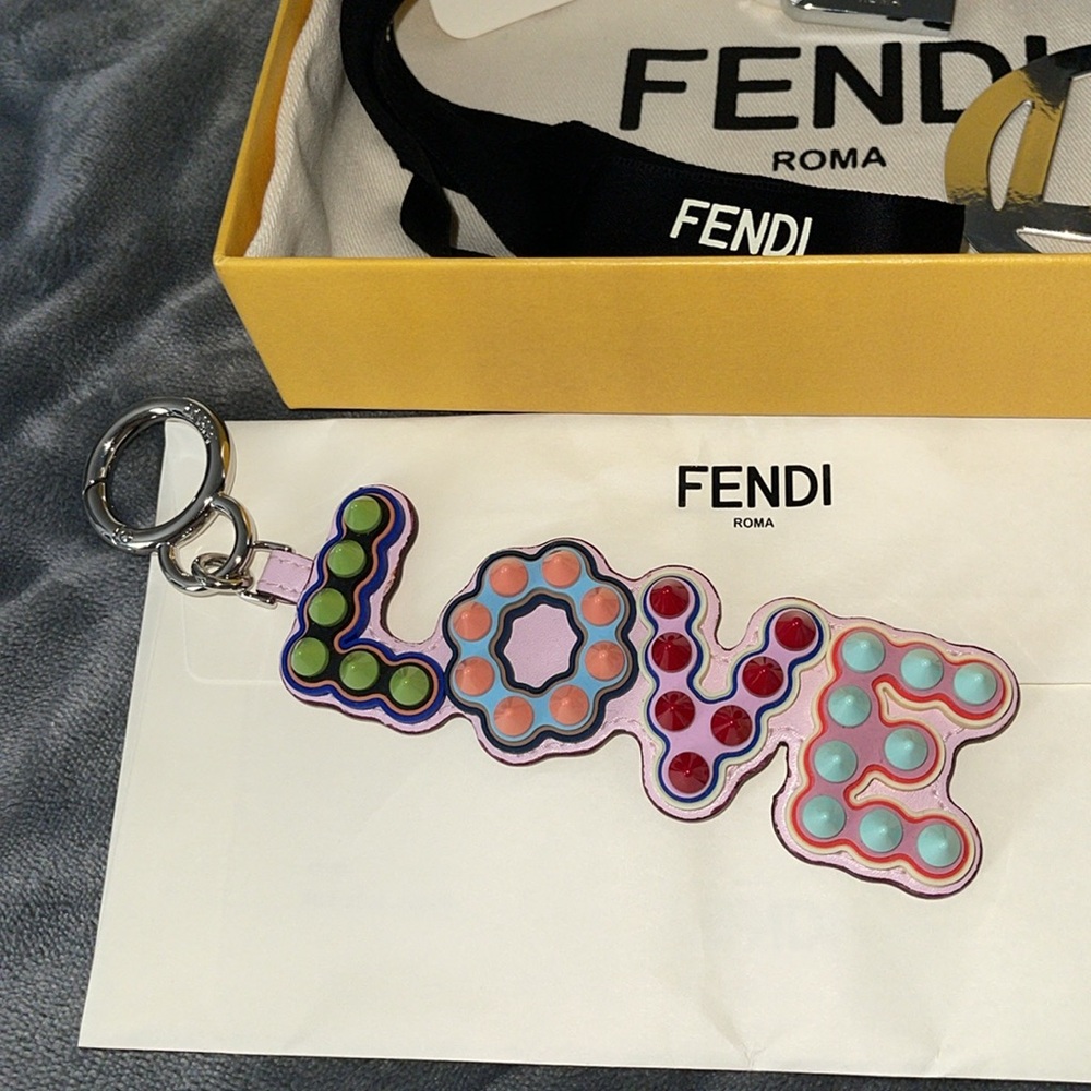 Fendi Brand new with tags key charm n USB holder and excellent condition w box - Picture 3 of 9